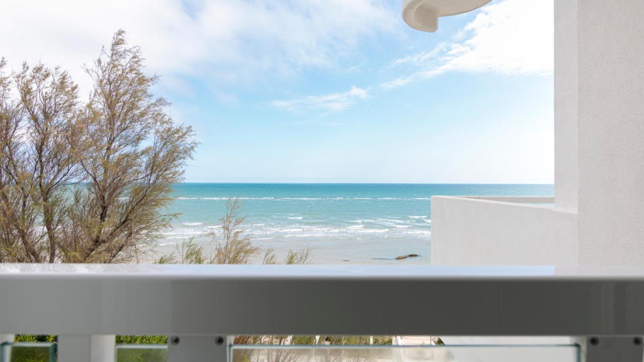 Rivazzurra Homes - C Termoli Bagian luar foto