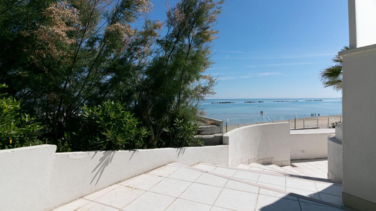 Rivazzurra Homes - C Termoli Bagian luar foto